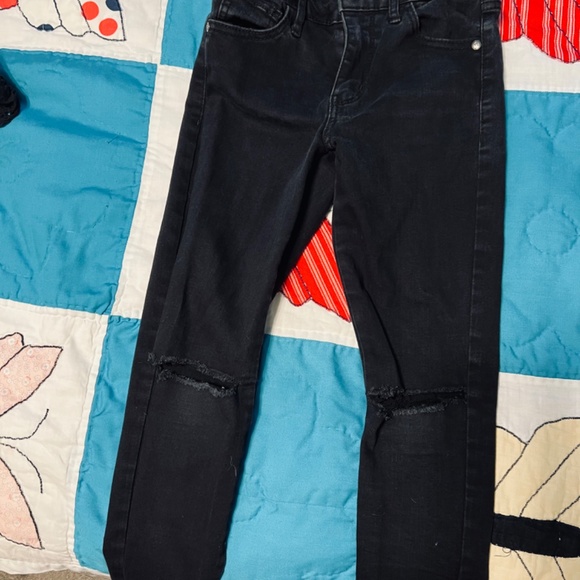 Art class items - Picture 6 of 6